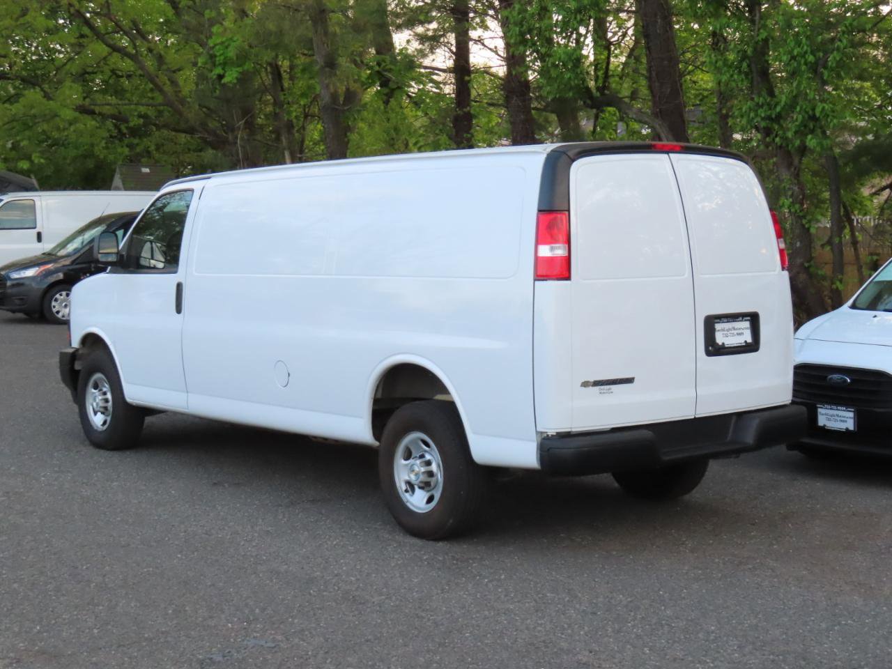 Used 2023 Chevrolet Express 2500 Extended w/ Driver Convenience Package RWD image 4