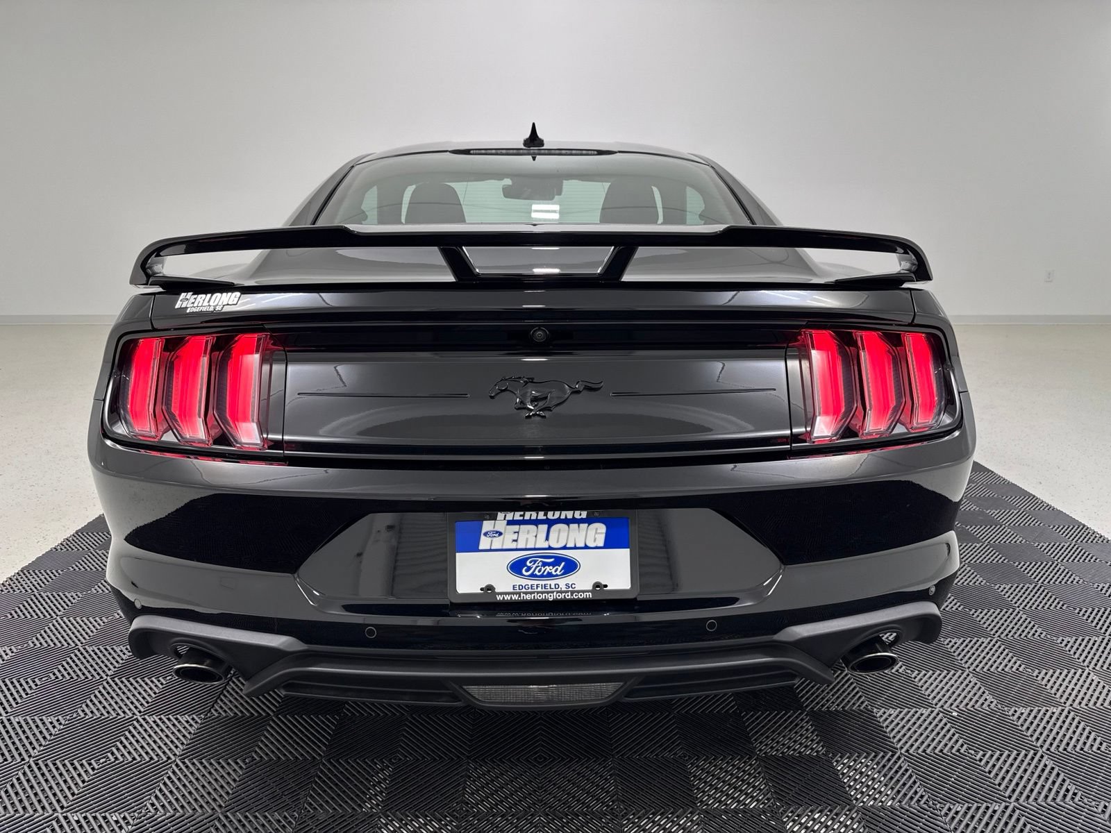 Used 2023 Ford Mustang Premium w/ Equipment Group 201A RWD image 5