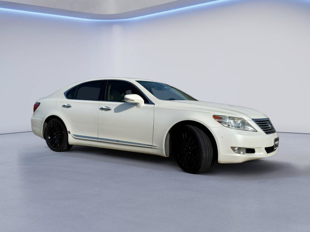 Used 2011 Lexus LS 460 w/ Luxury Value Edition RWD image 9