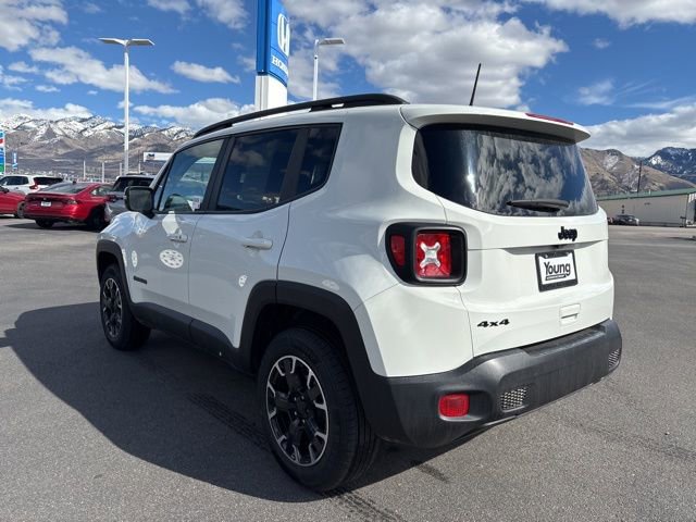 Used 2023 Jeep Renegade Latitude w/ Sun/Sound Group image 5