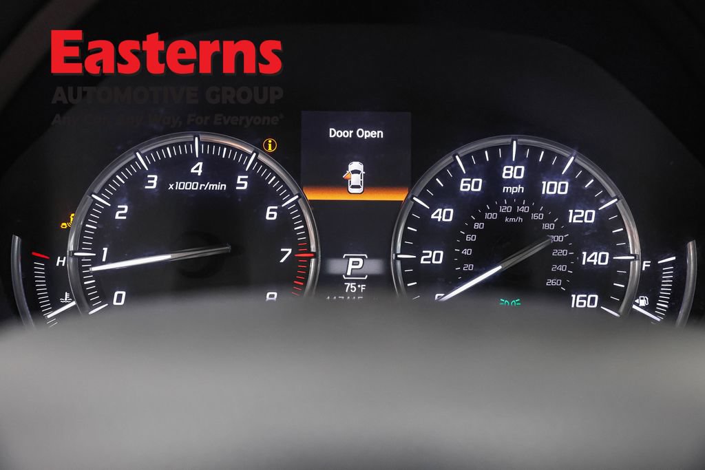 Used 2015 Acura TLX w/ Technology Package FWD image 16