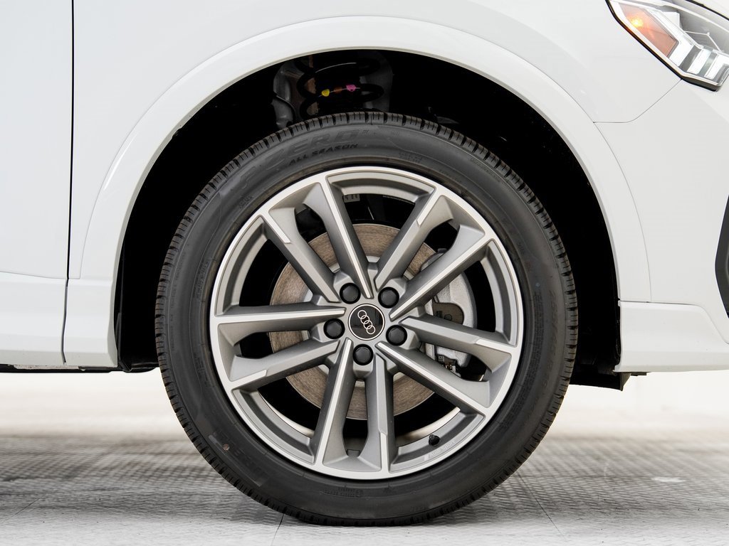 New 2025 Audi Q3 2.0T Premium image 26