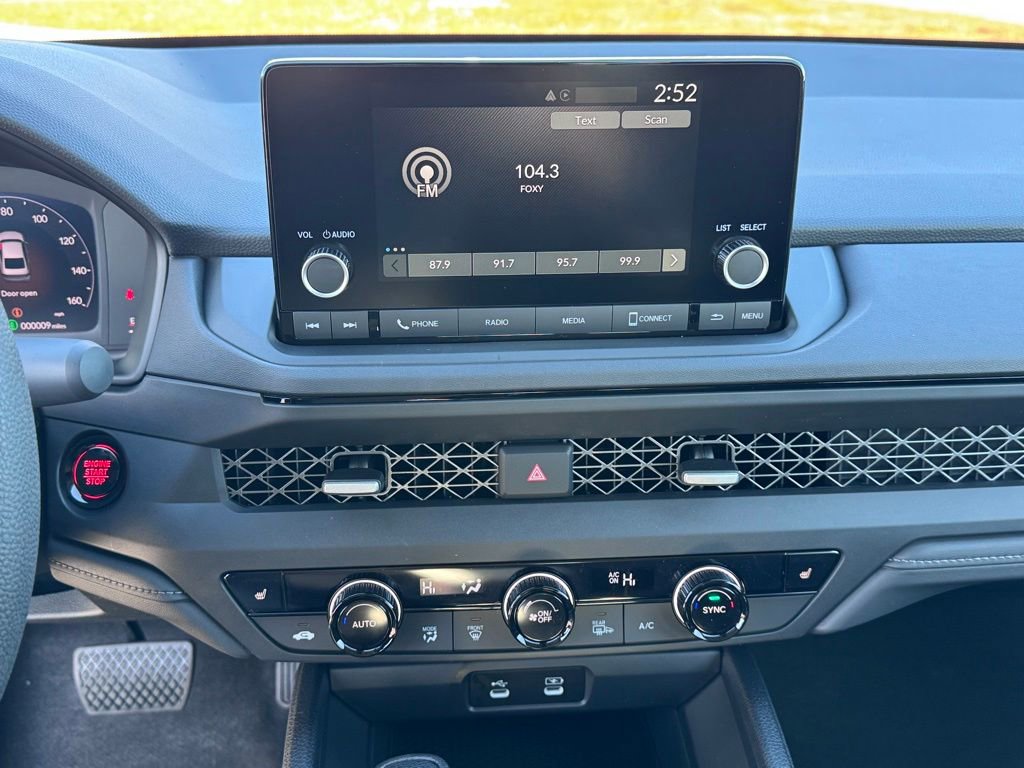 New 2025 Honda Accord SE image 6