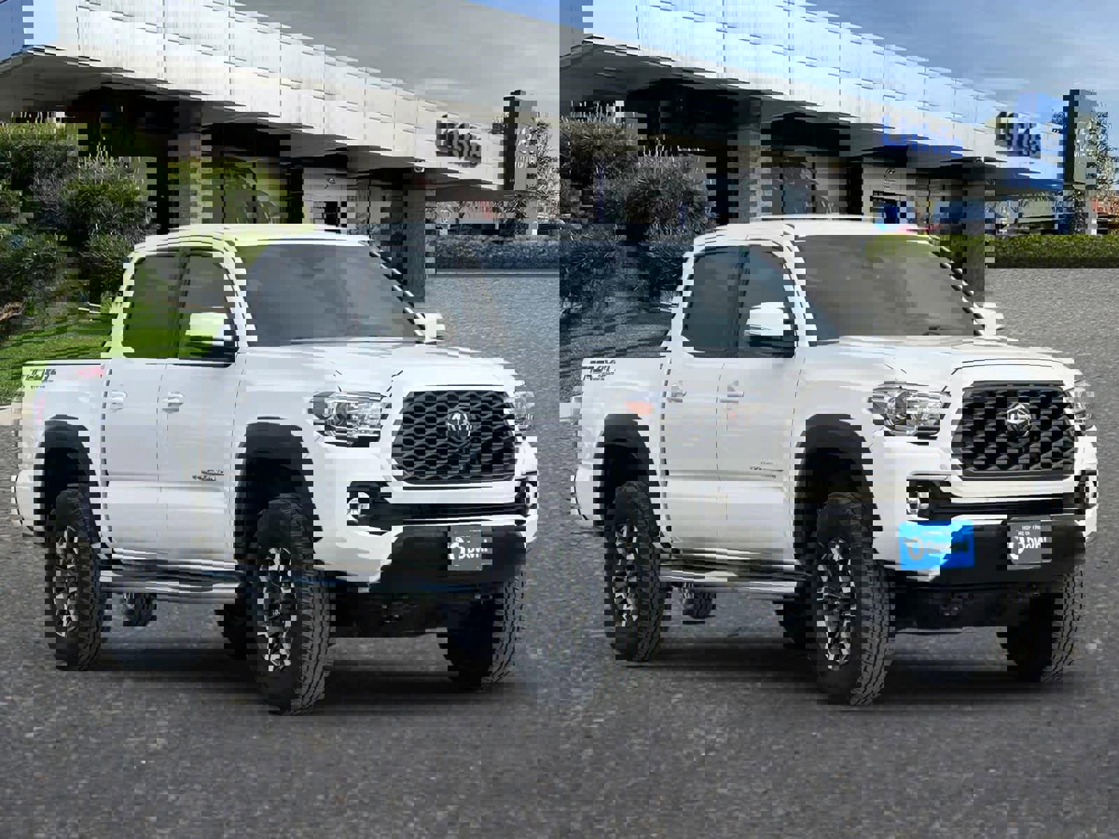 Used 2022 Toyota Tacoma TRD Off-Road image 10