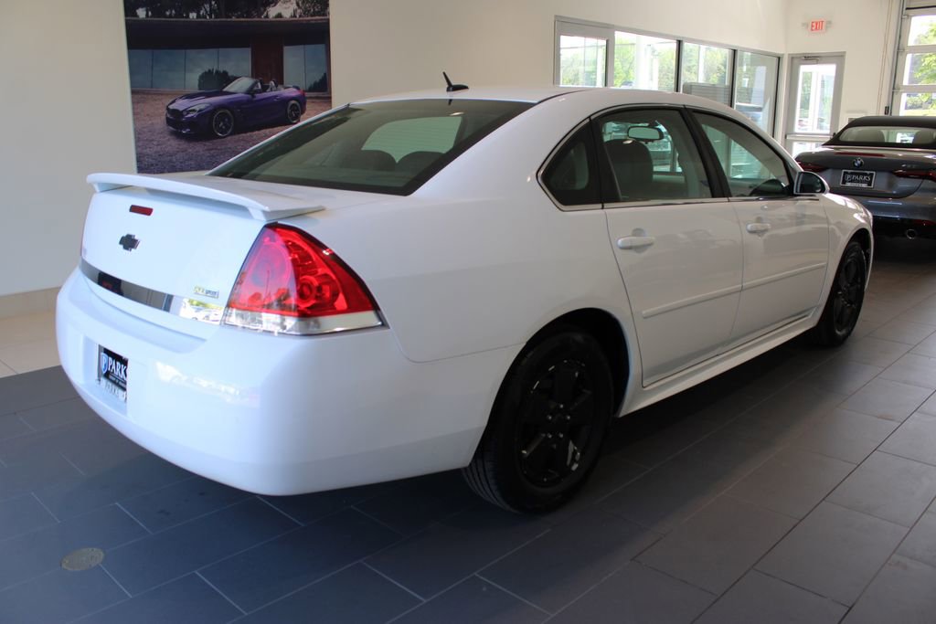 Used 2010 Chevrolet Impala LT w/ Luxury Edition Package image 19