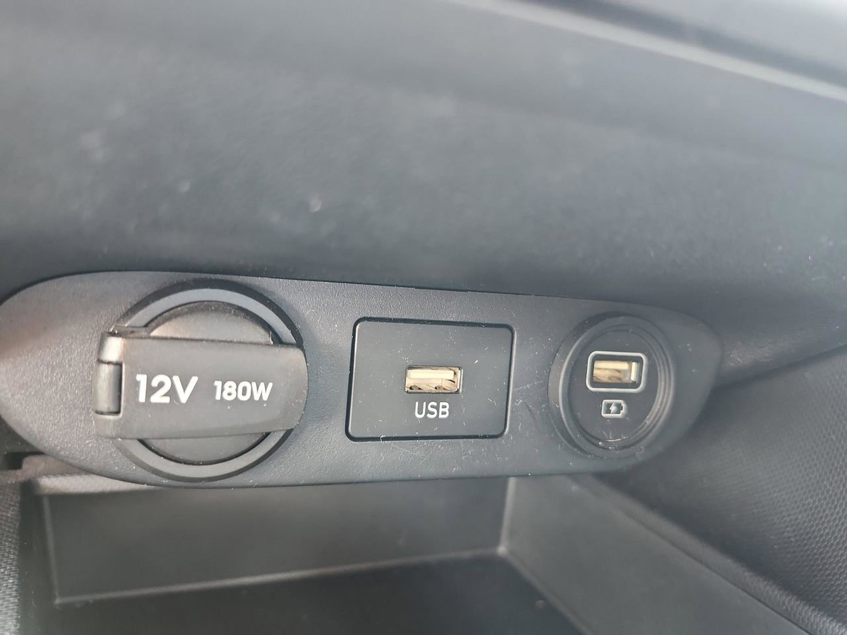 Certified 2023 Hyundai Elantra SEL FWD image 25