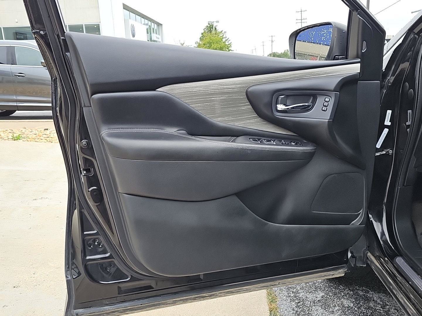 Used 2018 Nissan Murano Platinum w/ Cargo Package AWD/4WD image 20