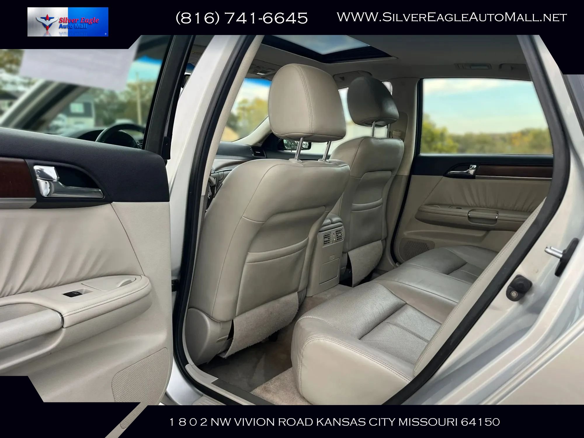 Used 2010 INFINITI M35 x w/ Technology Pkg AWD/4WD image 9