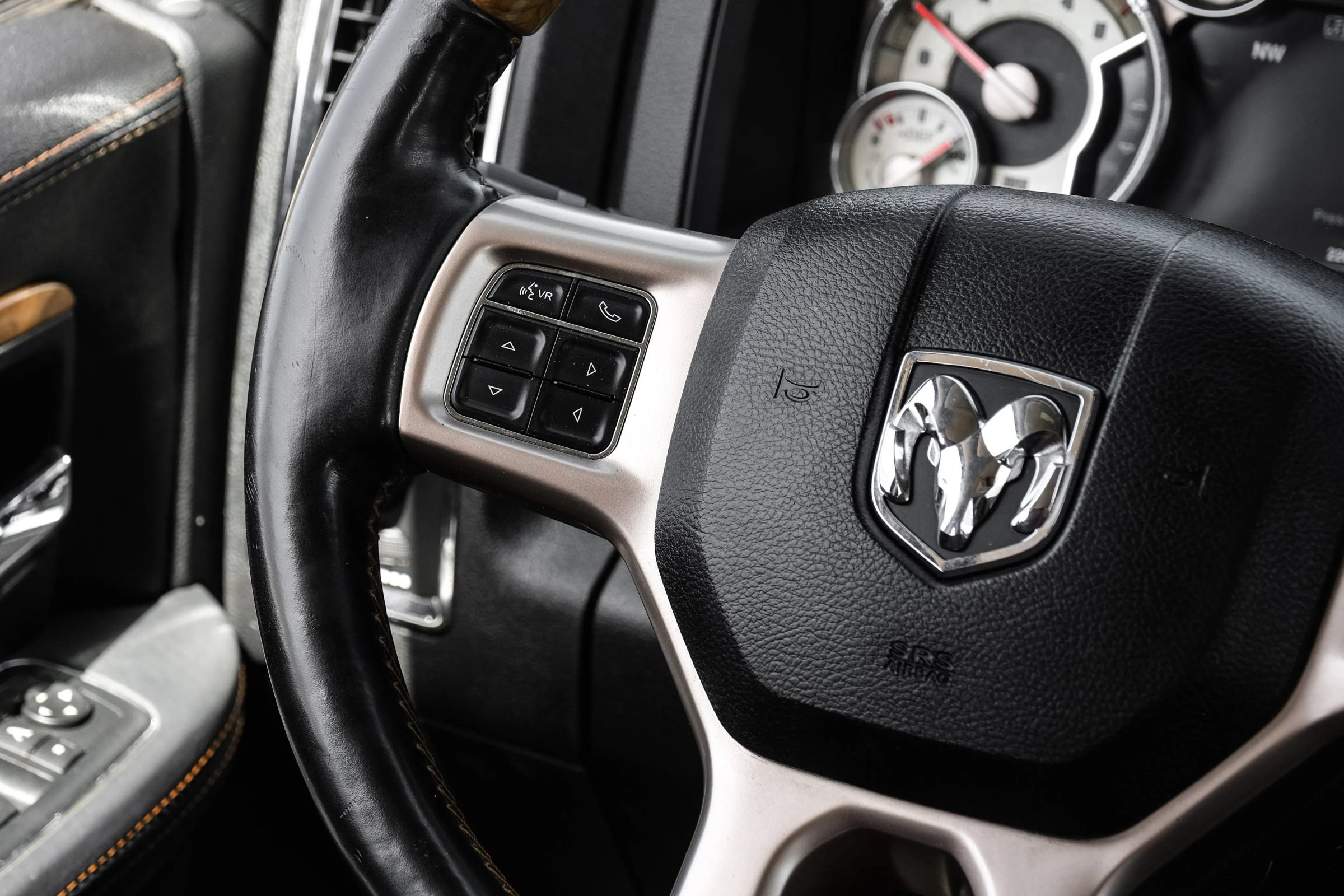 Used 2016 RAM 2500 Longhorn AWD/4WD image 22