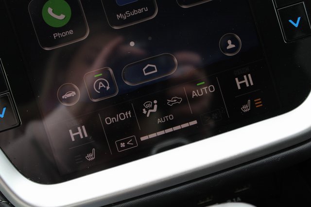 Used 2020 Subaru Outback Limited image 22