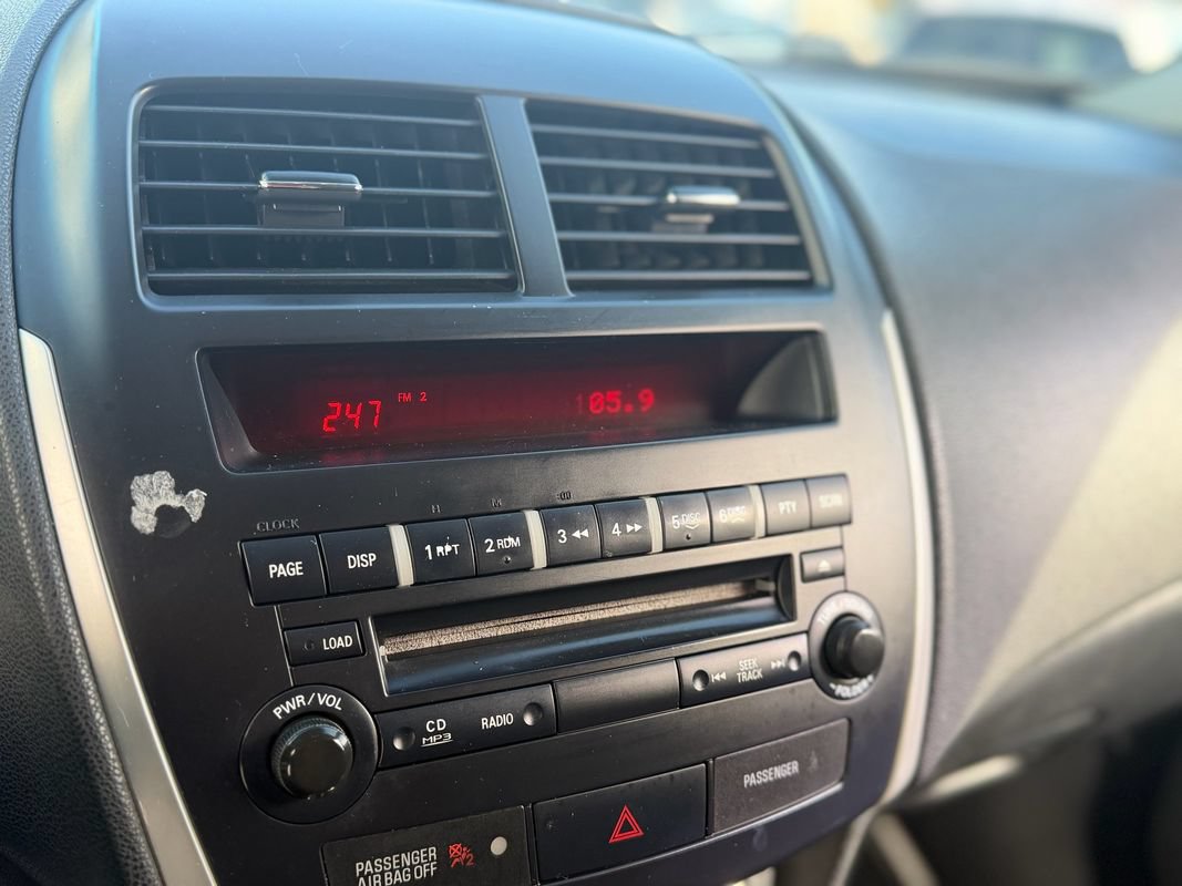 Used 2011 Mitsubishi Outlander Sport SE AWD/4WD image 19