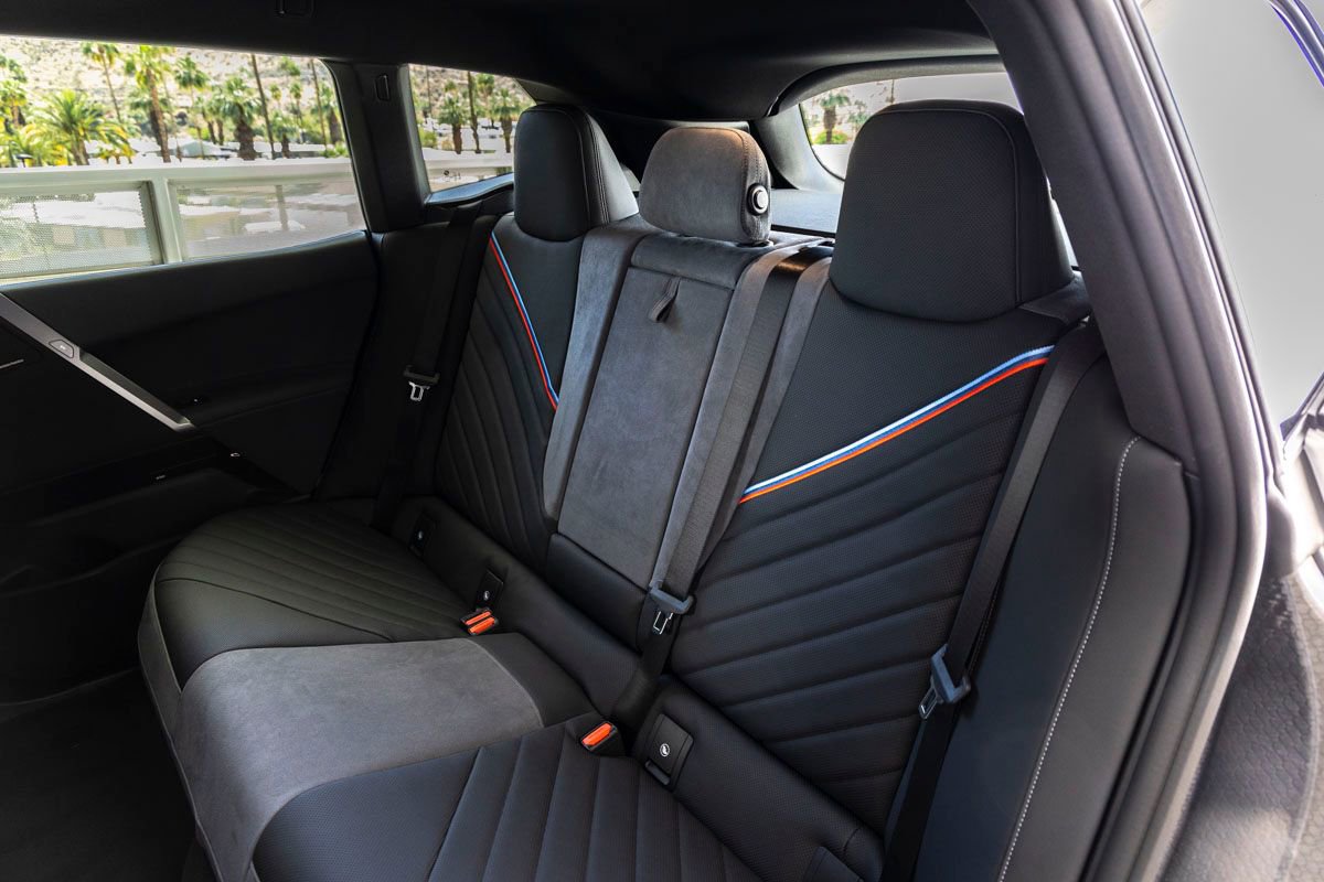 New 2026 BMW iX xDrive45 w/ M Sport Package image 21