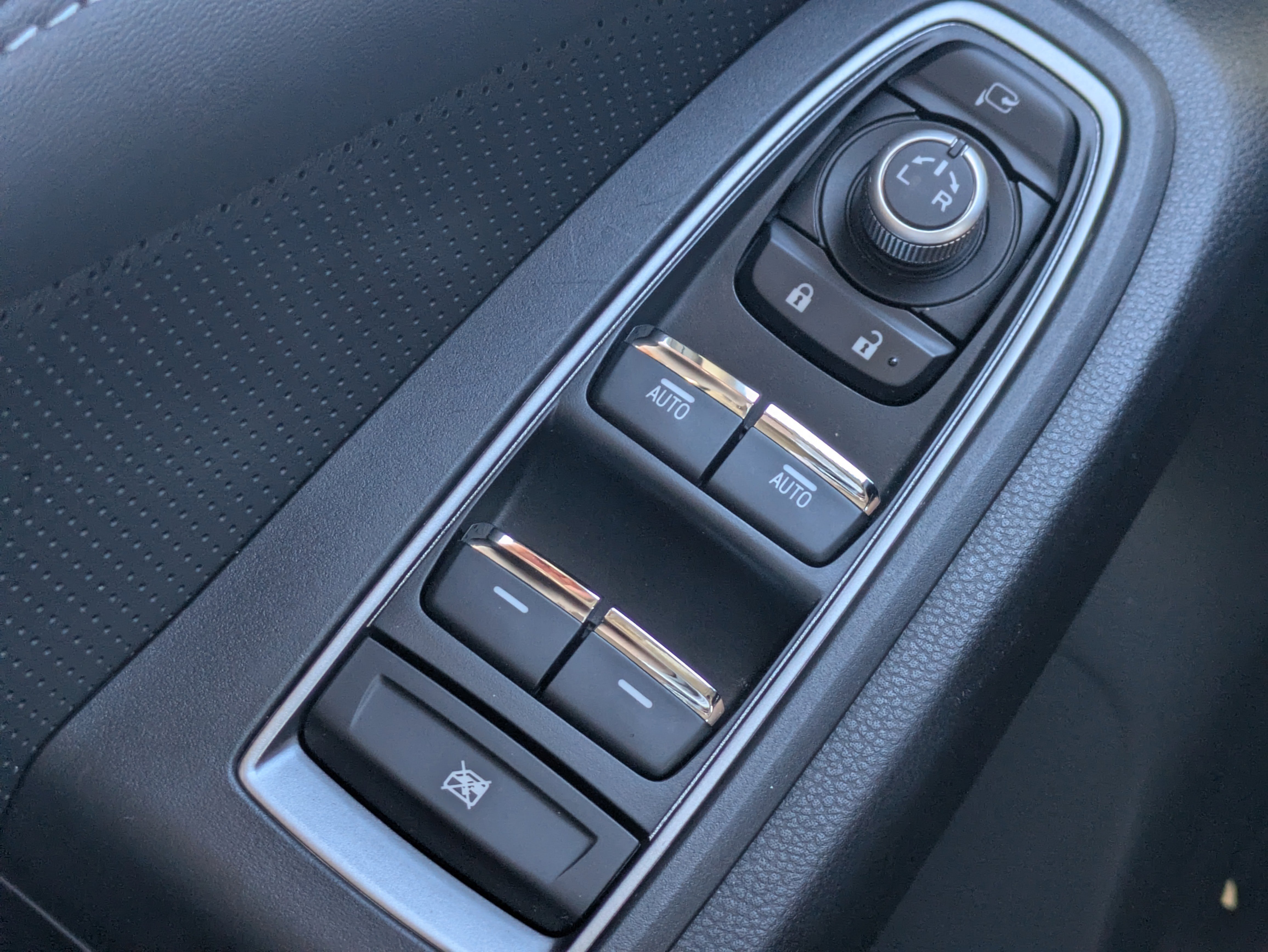 Certified 2023 Subaru Ascent Limited w/ Technology Package image 24