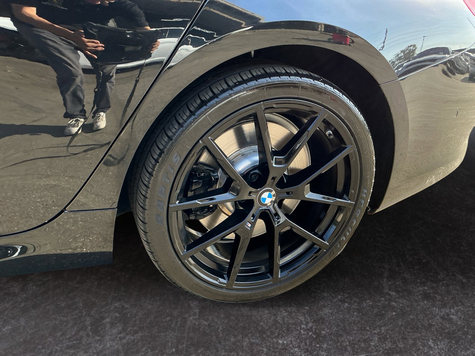 Used 2025 BMW 840i w/ M Sport Professional Package image 9