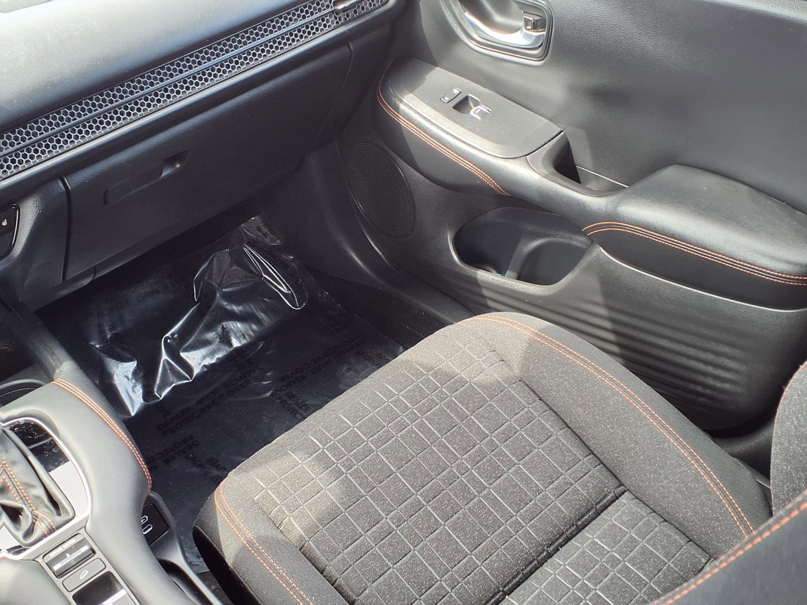 Certified 2024 Honda HR-V Sport image 15