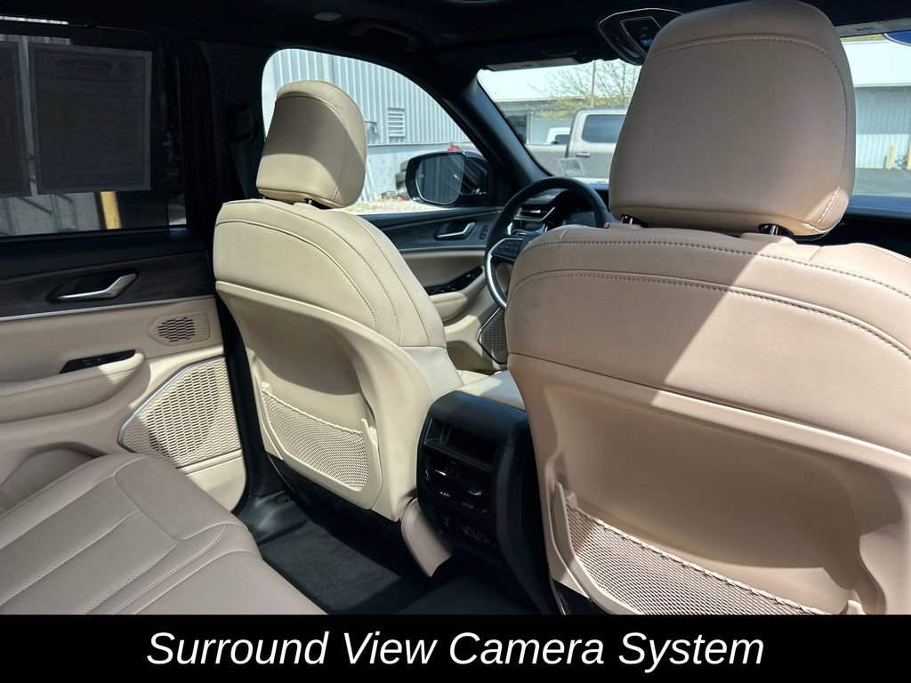 Used 2023 Jeep Grand Cherokee 4WD 4xe w/ Luxury Tech Group II image 32