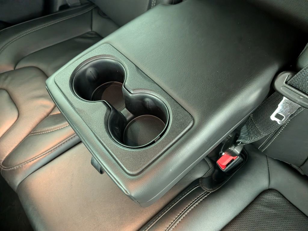 Certified 2023 Jeep Cherokee Altitude Lux image 37