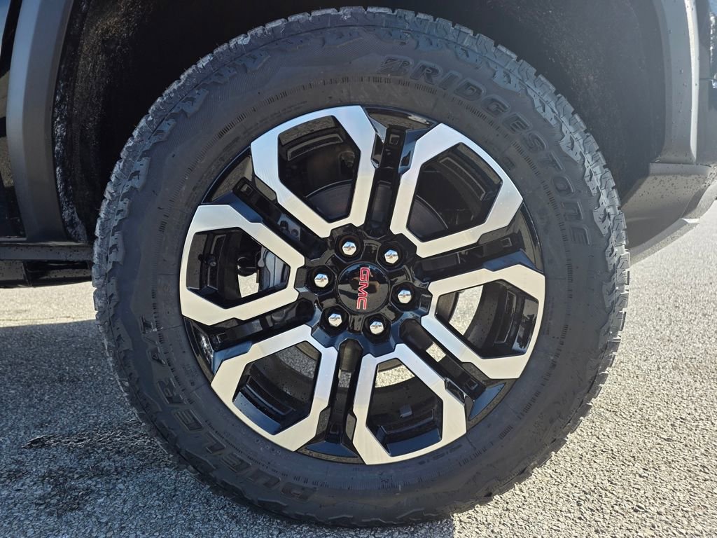 New 2026 GMC Canyon AT4 w/ Nightfall Edition AWD/4WD image 31