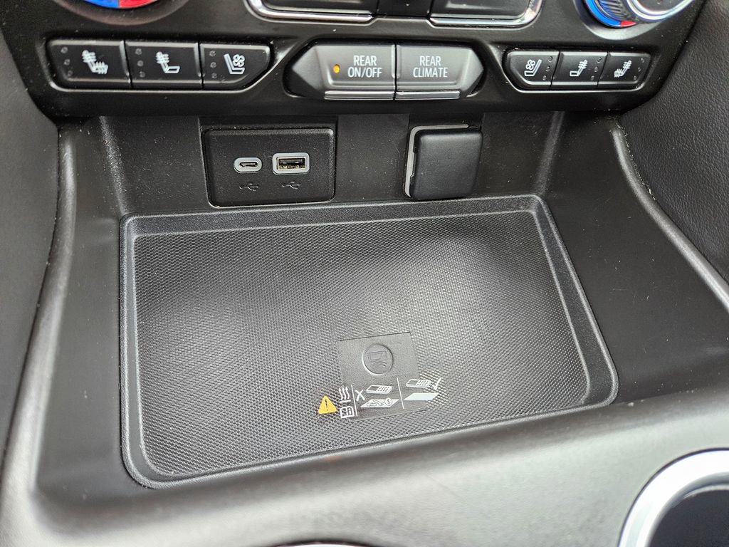 Used 2023 GMC Yukon SLT image 30