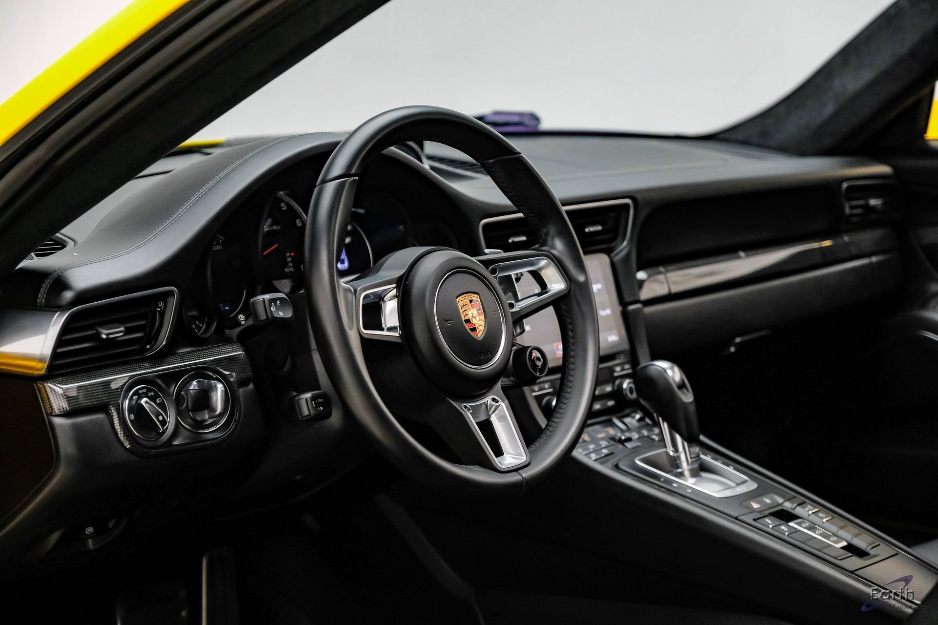 Used 2018 Porsche 911 Turbo S image 48