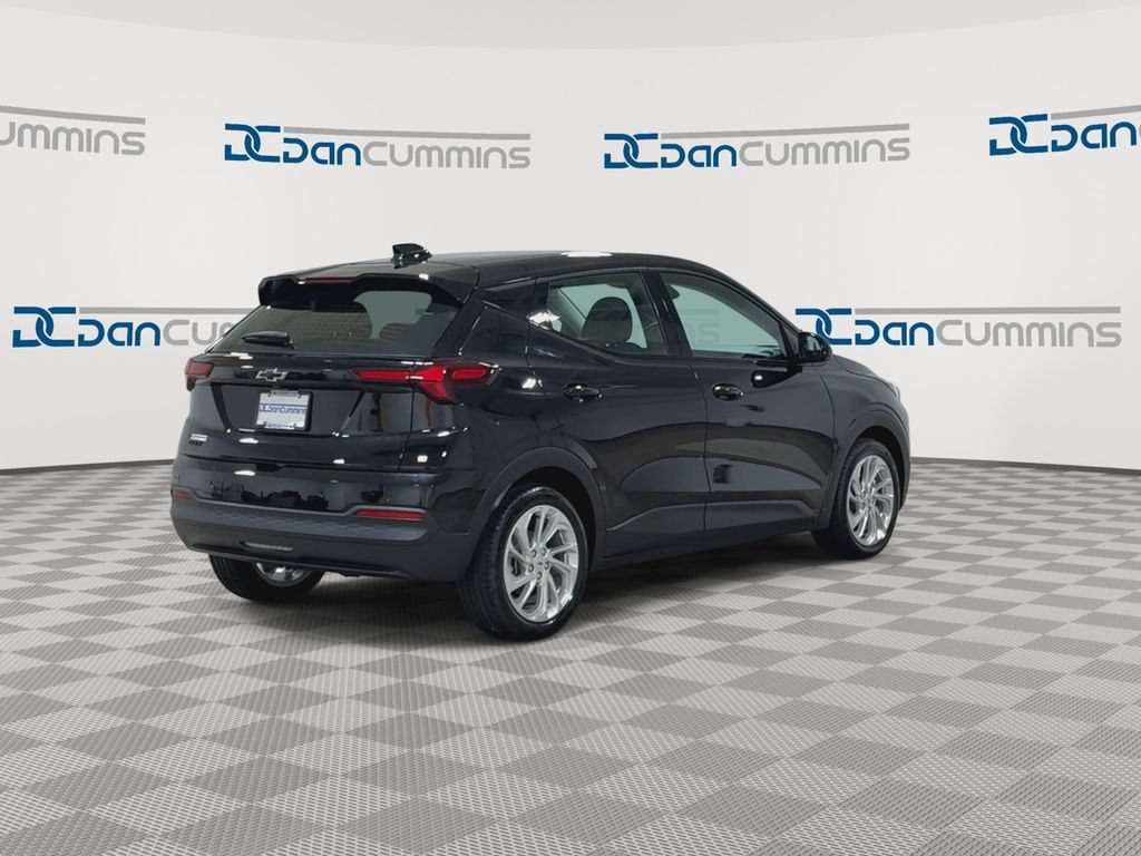 New 2027 Chevrolet Bolt LT w/ Comfort Package FWD image 8