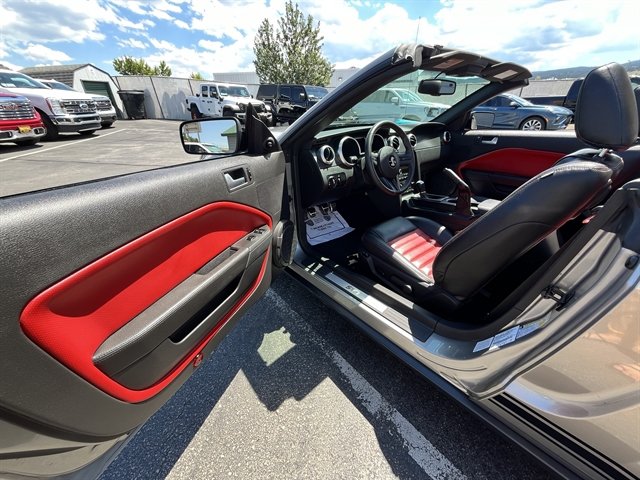 Used 2008 Ford Mustang Shelby GT500 RWD image 14
