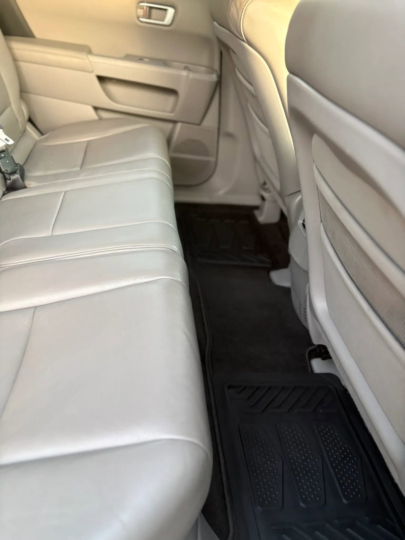 Used 2009 Honda Pilot Touring image 15