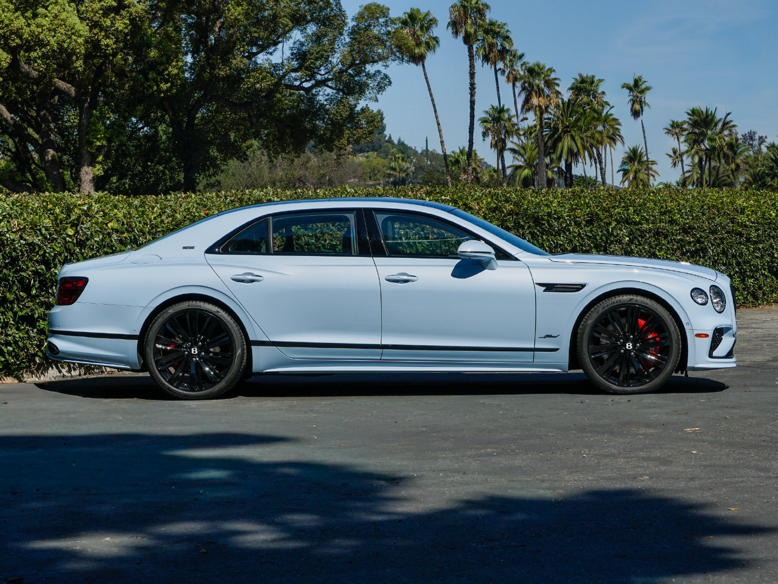 New 2025 Bentley Flying Spur Plug-In Hybrid AWD/4WD image 8