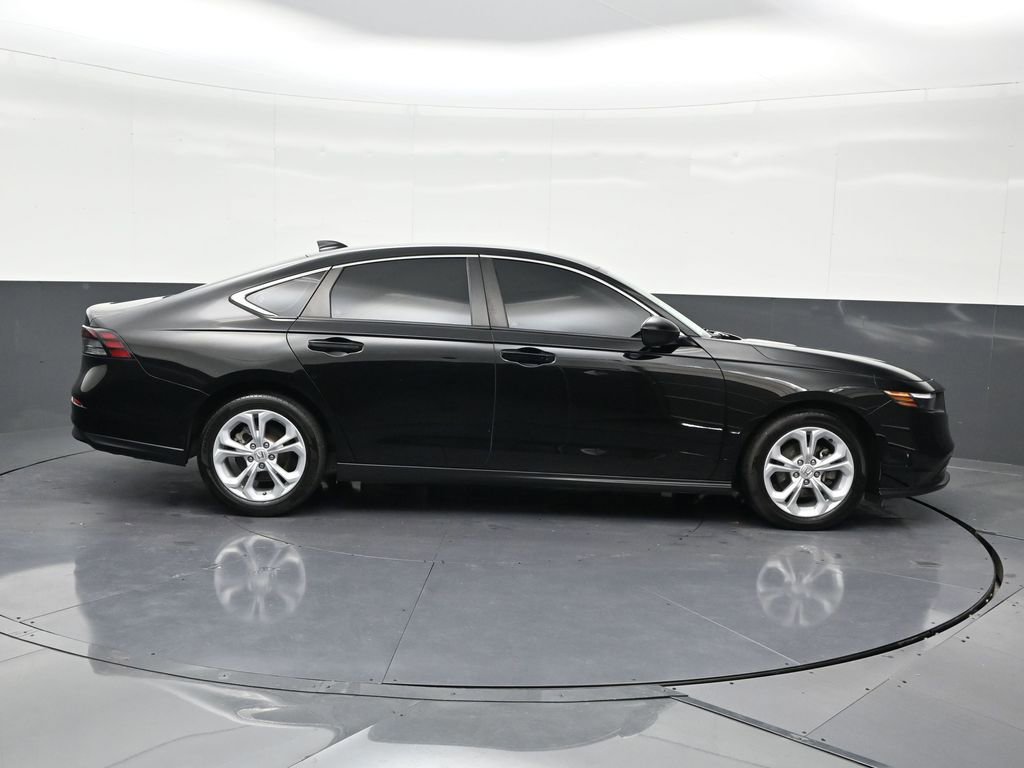 Used 2023 Honda Accord LX image 6