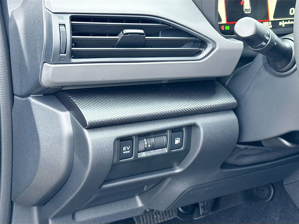 New 2026 Subaru Crosstrek 2.5i Limited w/ Crosstrek Mirror Package image 10