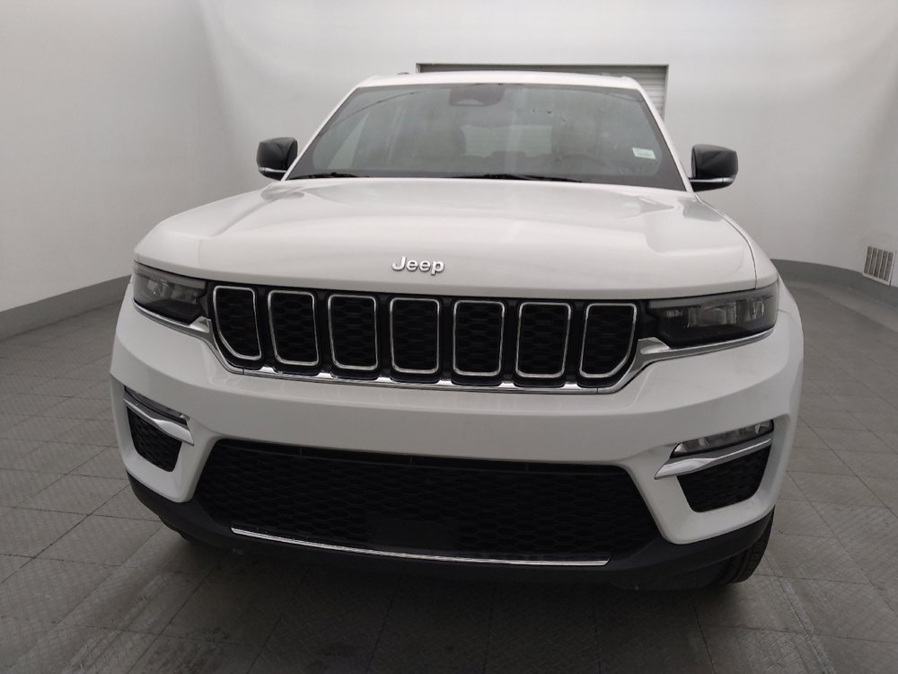 Used 2023 Jeep Grand Cherokee Limited RWD image 15