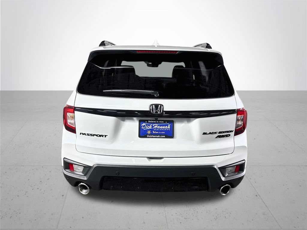 Used 2025 Honda Passport Black Edition image 7