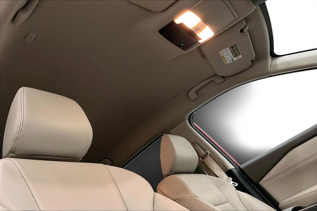 Used 2024 Nissan Rogue SL image 27