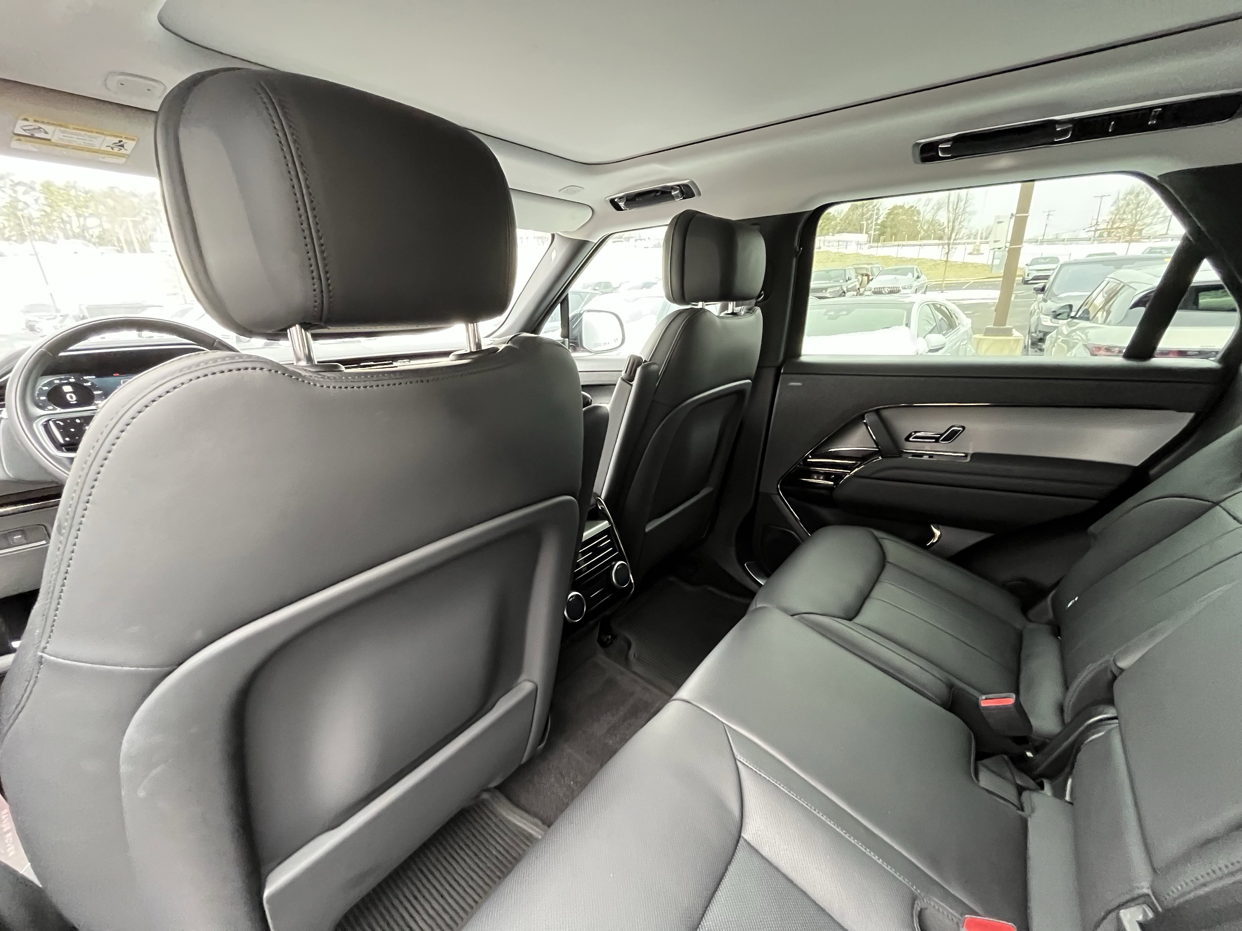 Certified 2023 Land Rover Range Rover Sport SE image 29