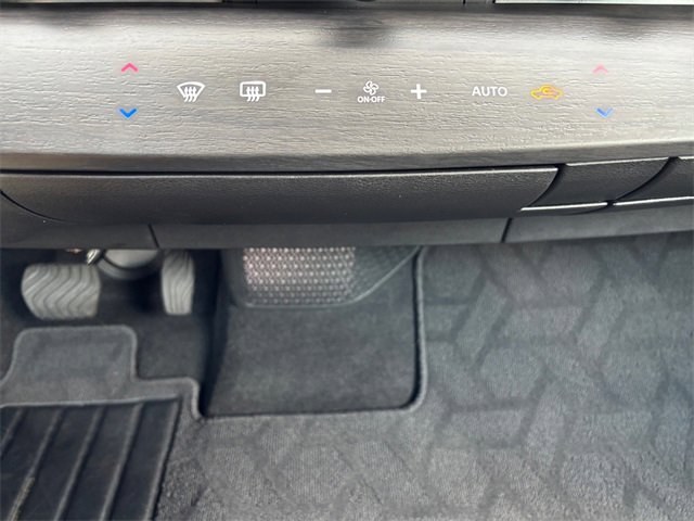 Used 2025 Nissan Ariya FWD image 22