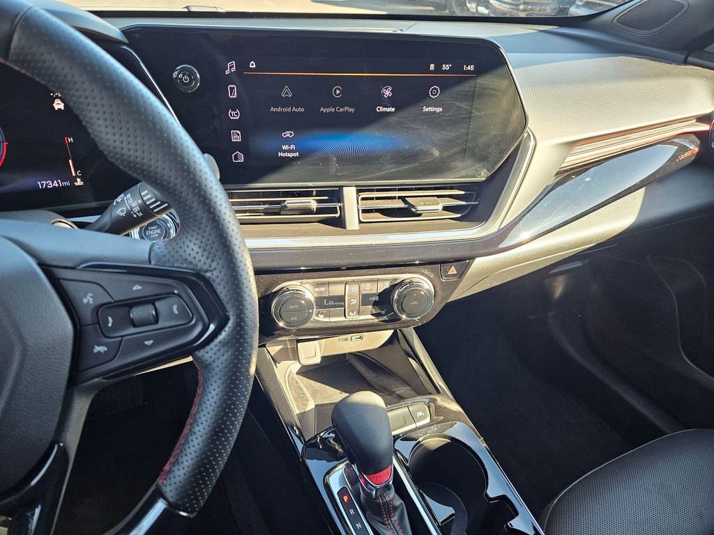 Used 2024 Chevrolet Trax RS w/ Sunroof Package image 21