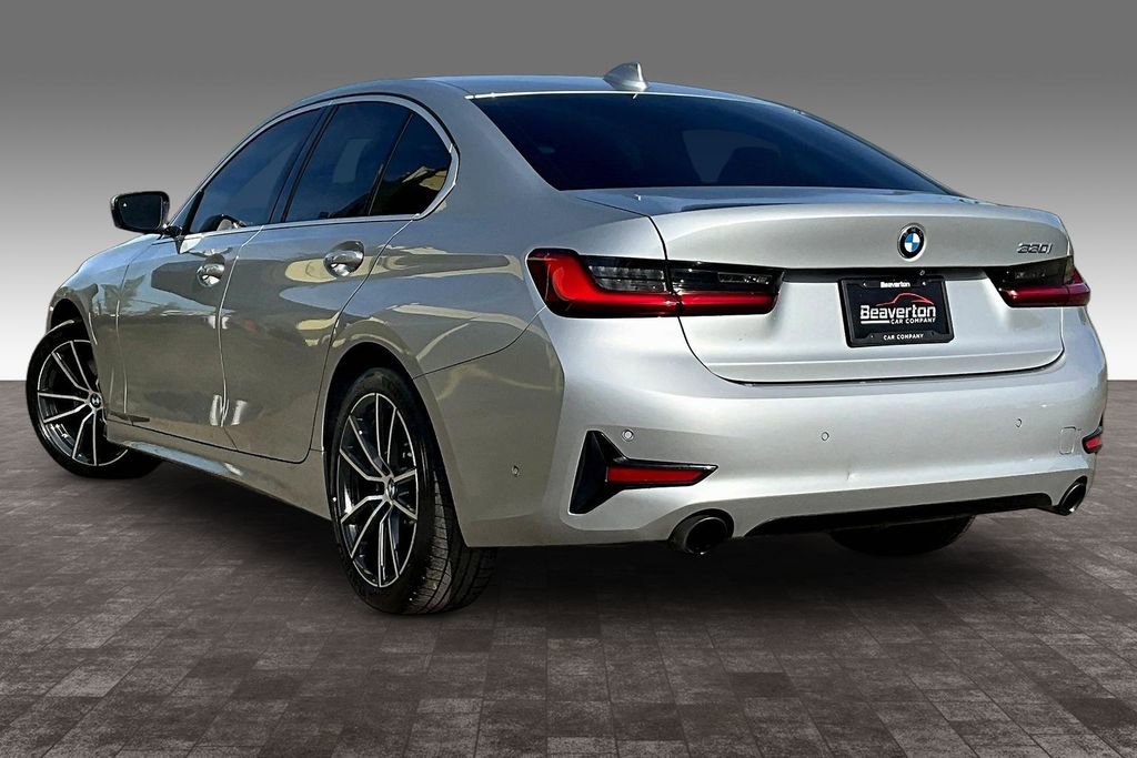 Used 2019 BMW 330i Sedan w/ Convenience Package RWD image 13