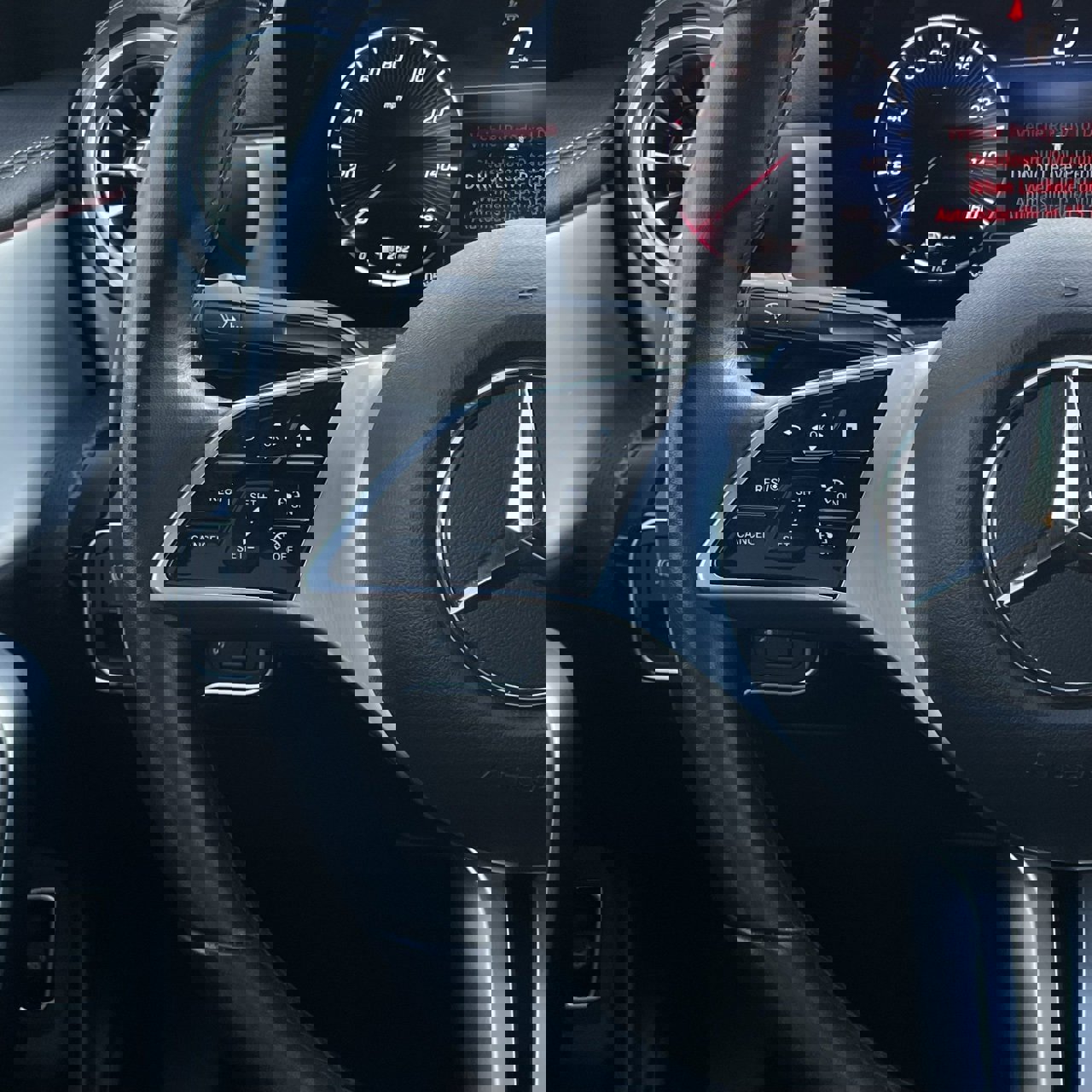 Used 2025 Mercedes-Benz CLA 250 image 13