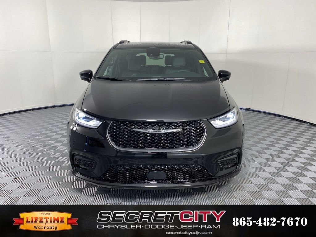 New 2026 Chrysler Pacifica Select w/ S Appearance Package video 2