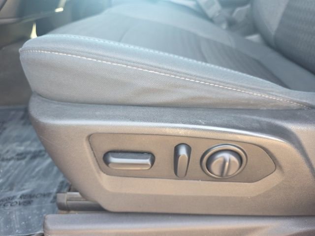 Used 2020 Chevrolet Silverado 1500 LT w/ All-Star Edition AWD/4WD image 14