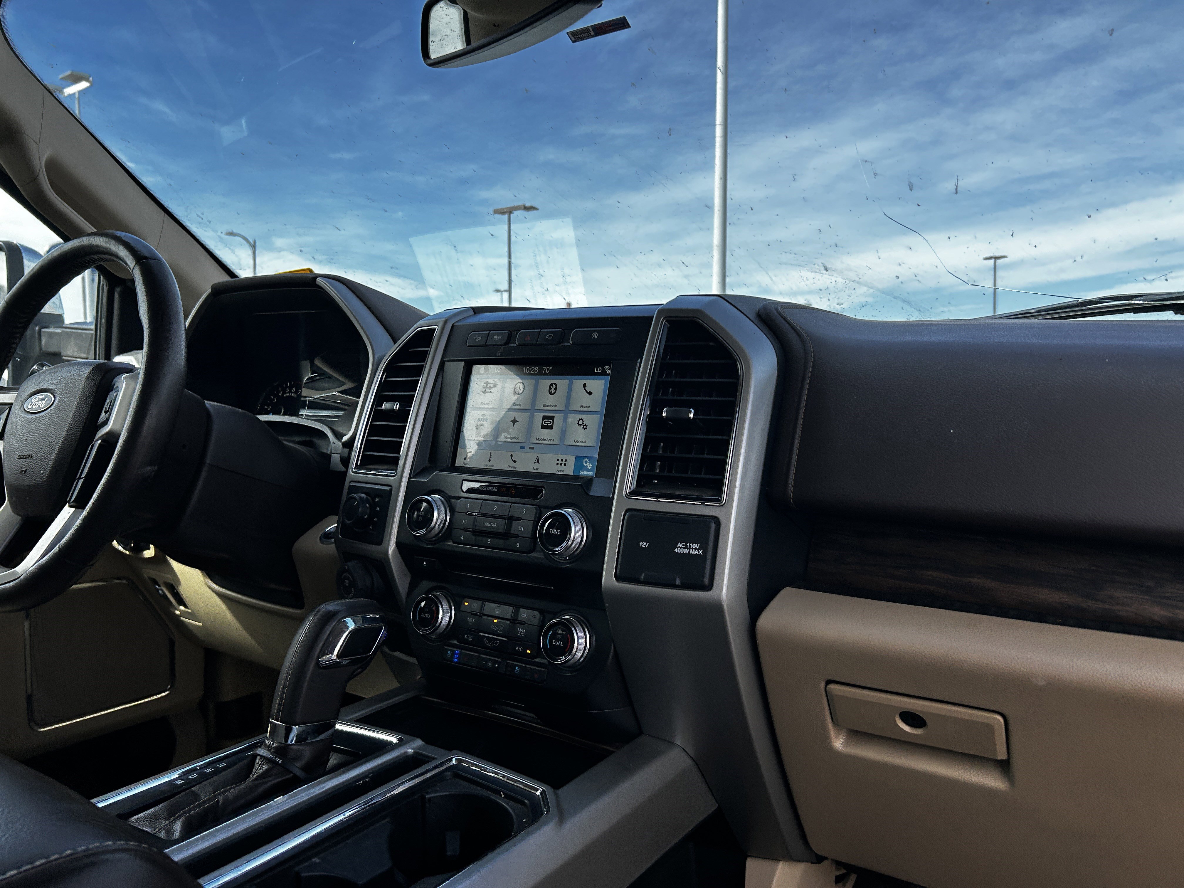 Used 2018 Ford F150 Lariat w/ Equipment Group 502A Luxury AWD/4WD image 14