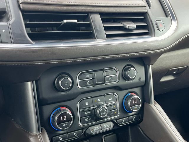 Used 2021 Chevrolet Suburban LT image 36