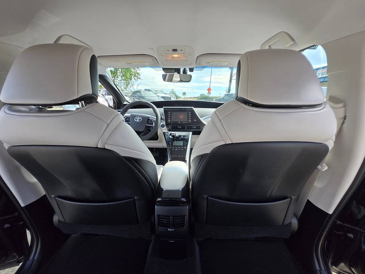 Used 2018 Toyota Mirai FWD image 32