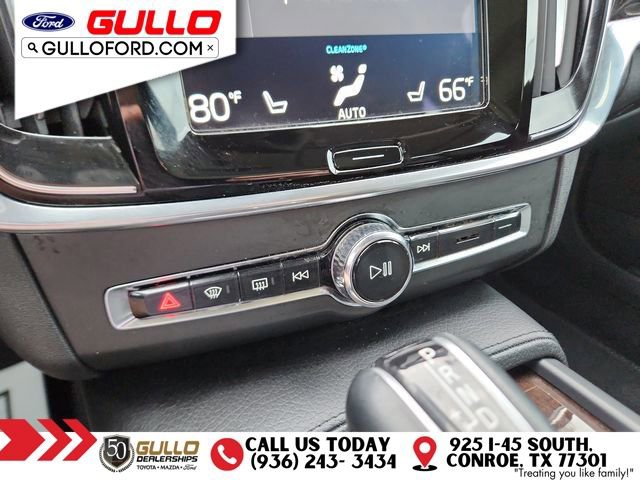 Used 2018 Volvo S90 T5 Momentum FWD image 27