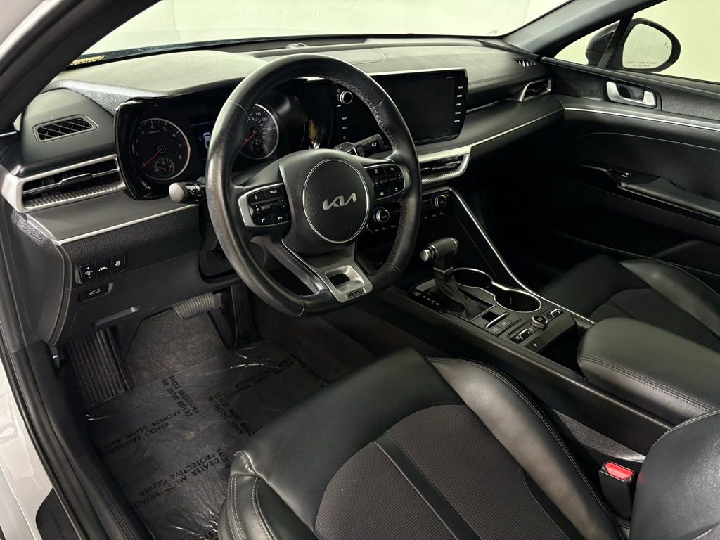 Used 2024 Kia K5 GT-Line w/ GT-Line Premium Package image 17