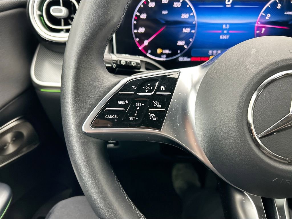 Certified 2025 Mercedes-Benz GLC 300 image 11