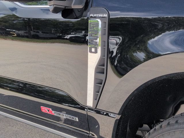 New 2026 Ford F250 Platinum w/ Platinum Plus Package AWD/4WD image 12