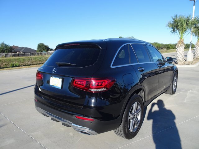 Used 2021 Mercedes-Benz GLC 300 image 4