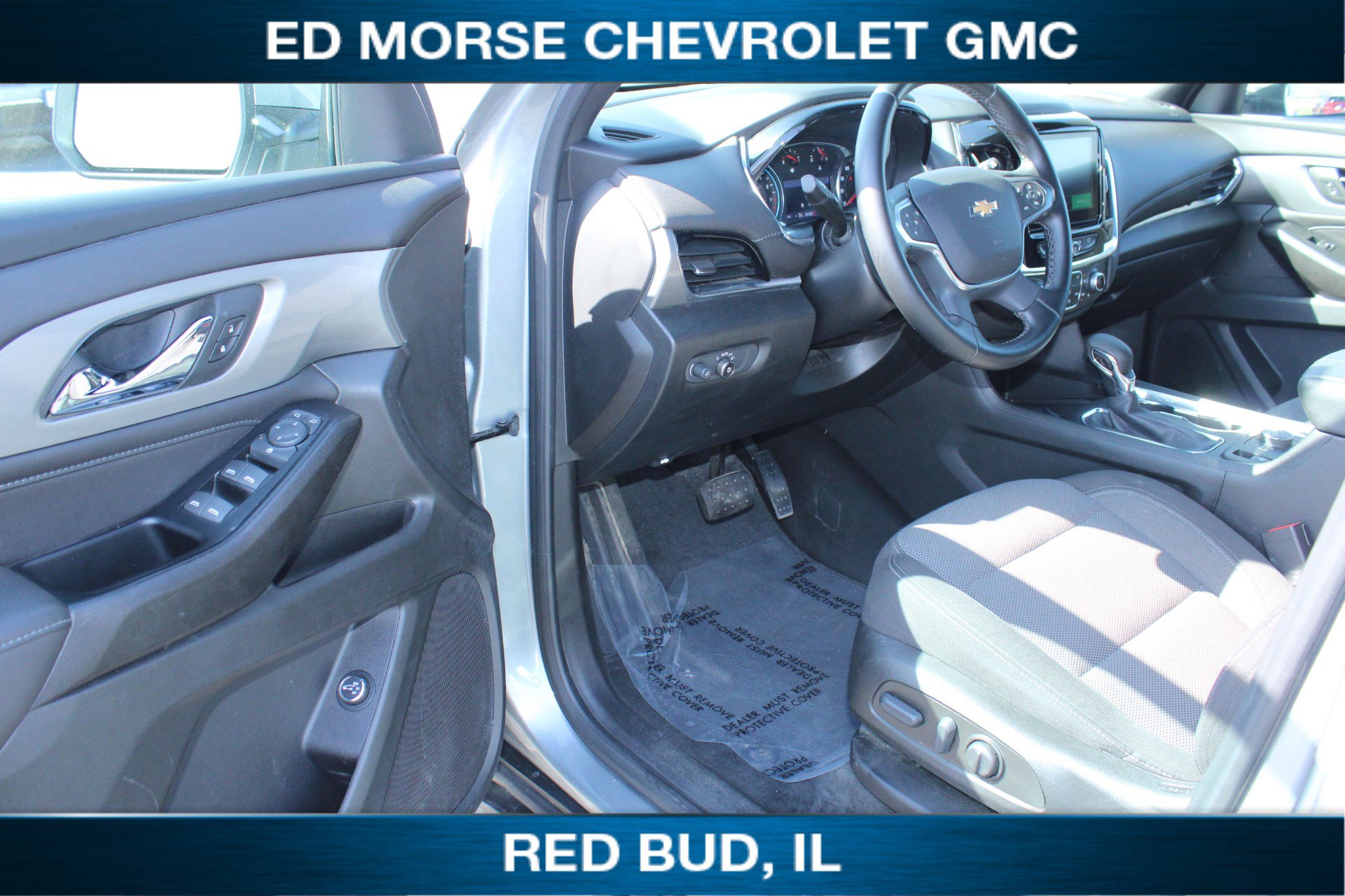 Used 2023 Chevrolet Traverse LT FWD image 6
