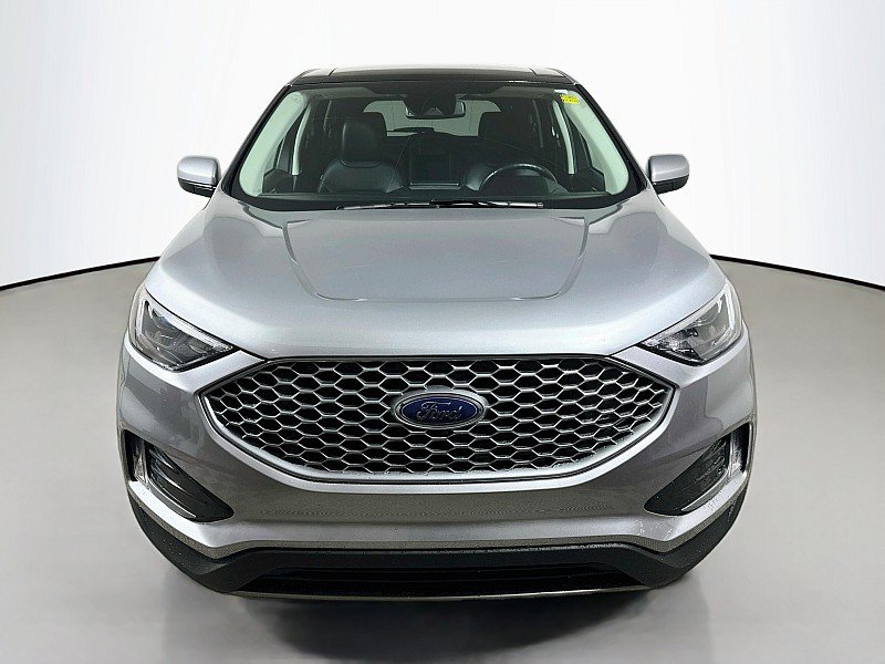 Used 2023 Ford Edge SEL w/ Convenience Package AWD/4WD image 2